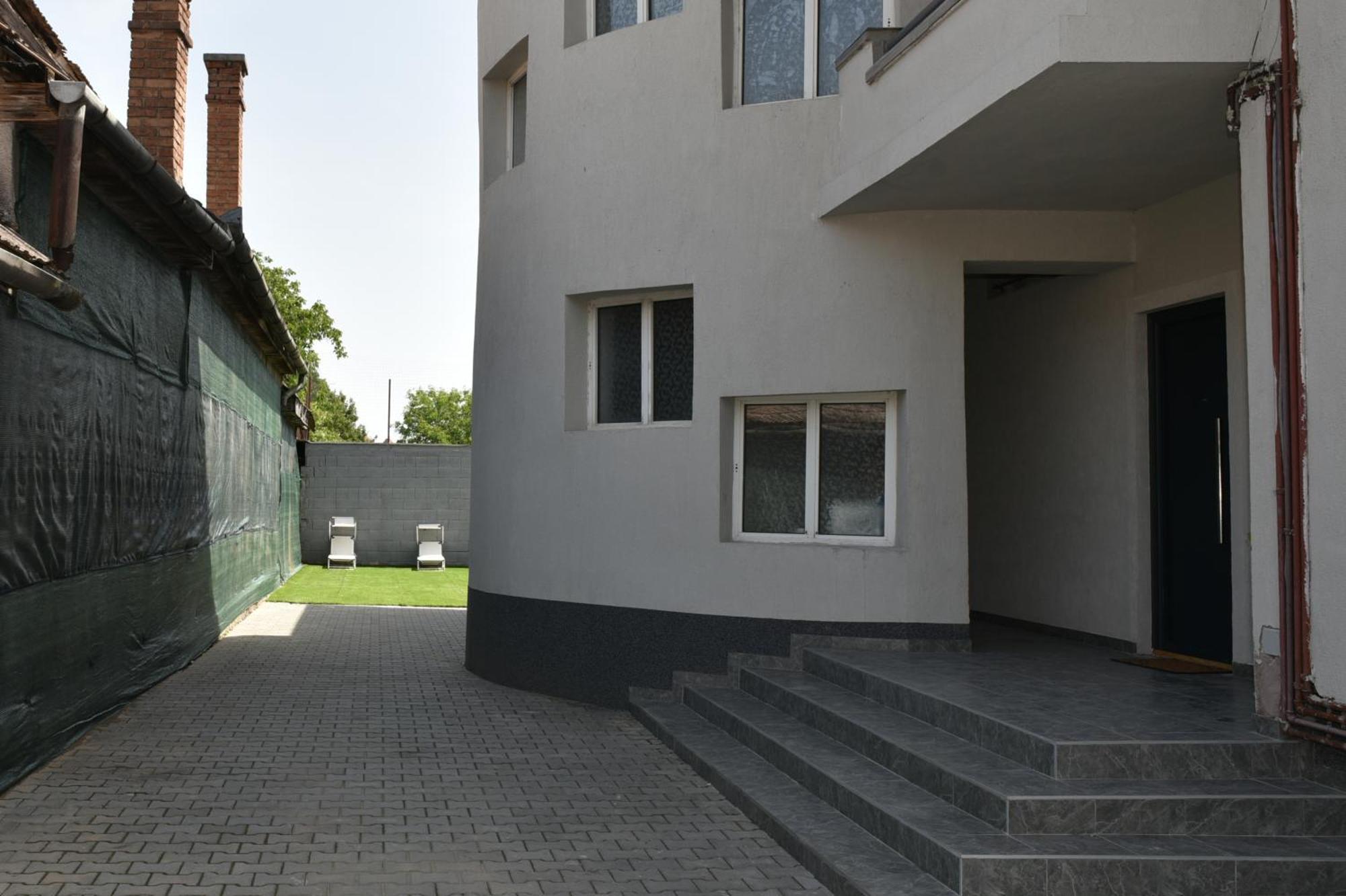 Apartament'S Moise Турда Экстерьер фото