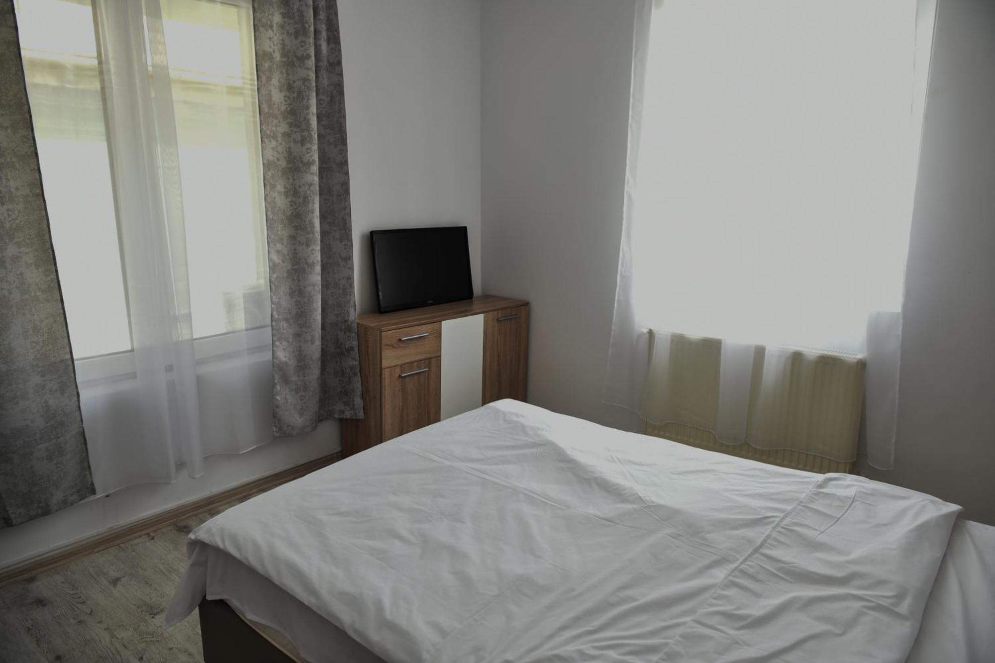 Apartament'S Moise Турда Экстерьер фото